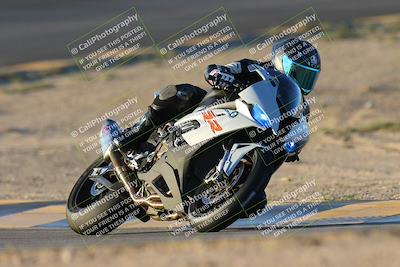 media/Oct-06-2024-Race Pace (Sun) [[d7d39ec7ad]]/1-Turn 10 (730am)/